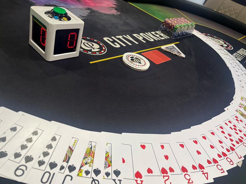 锦标赛生存的关键是学会战略性弃牌